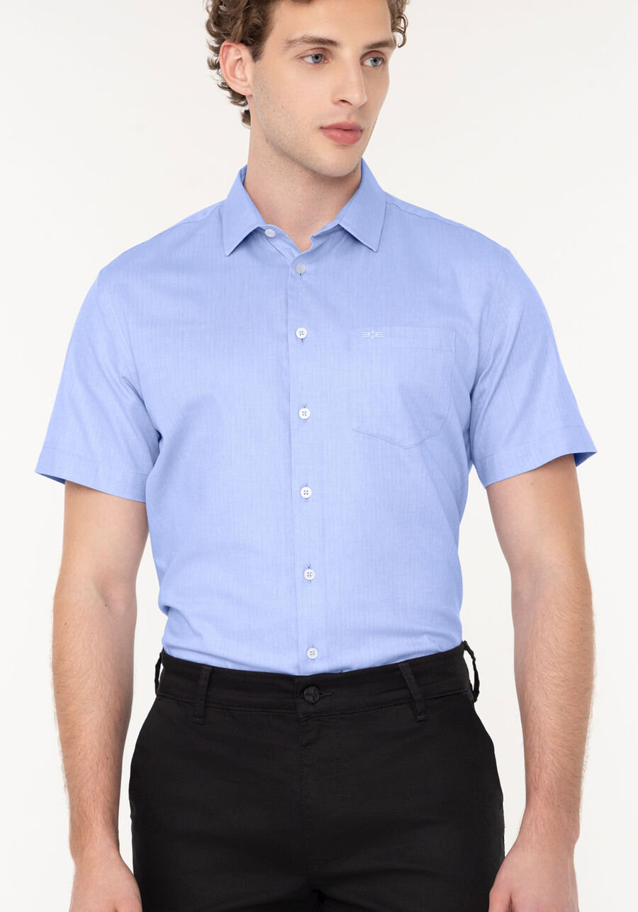 Camisa Comfort De Mangas Curtas Em Tecido Maquinetado, AZUL BRIGHT. Camisa Comfort De Mangas Curtas Em Tecido Maquinetado, AZUL BRIGHT, large.