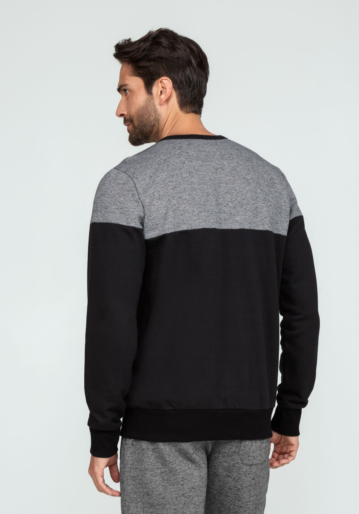 Blus&atilde;o em Moletom Bicolor, PRETO REATIVO, large.