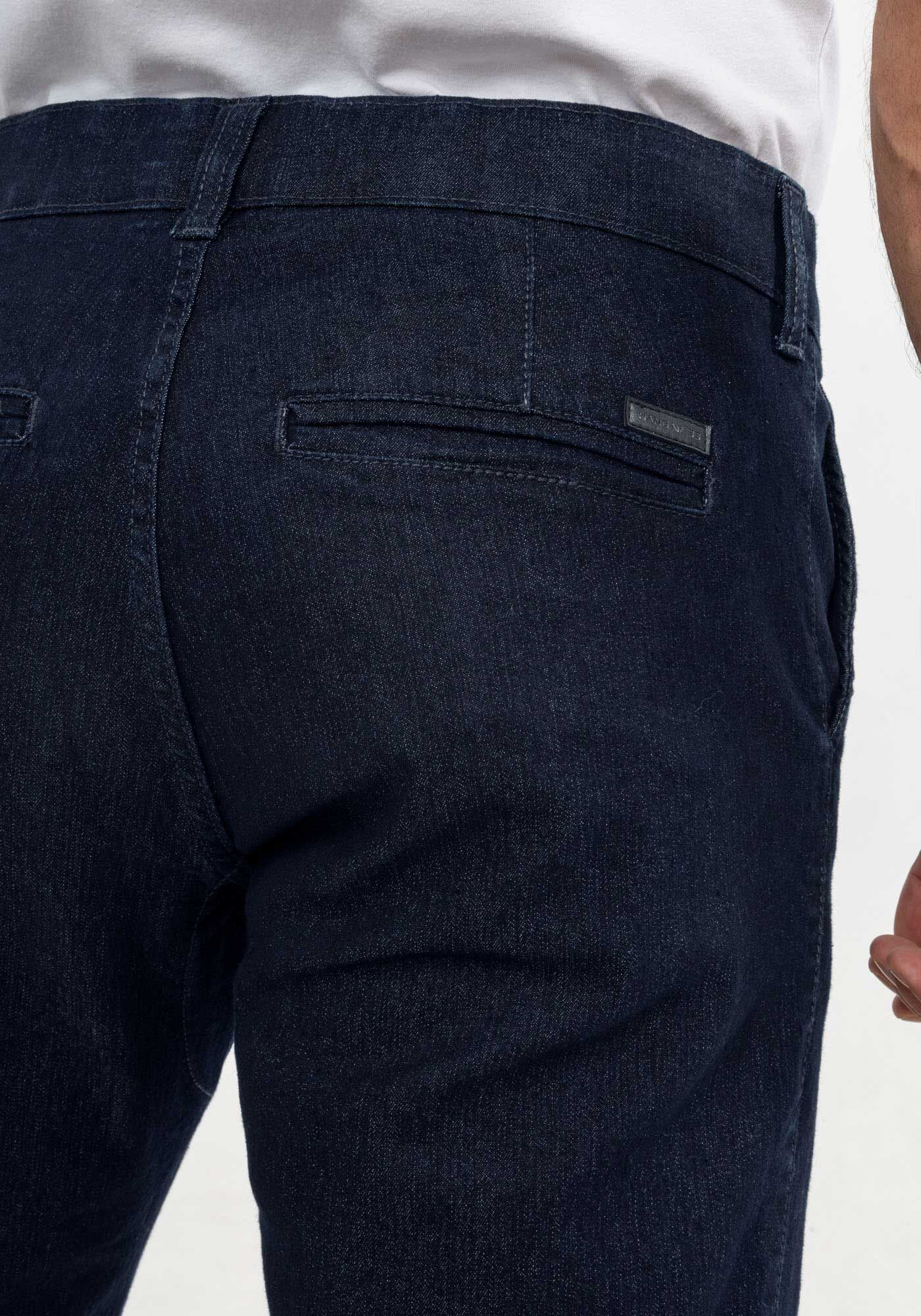 Cal&ccedil;a Jeans Reta Chino Lavagem Escura Antidesgaste, JEANS, large.