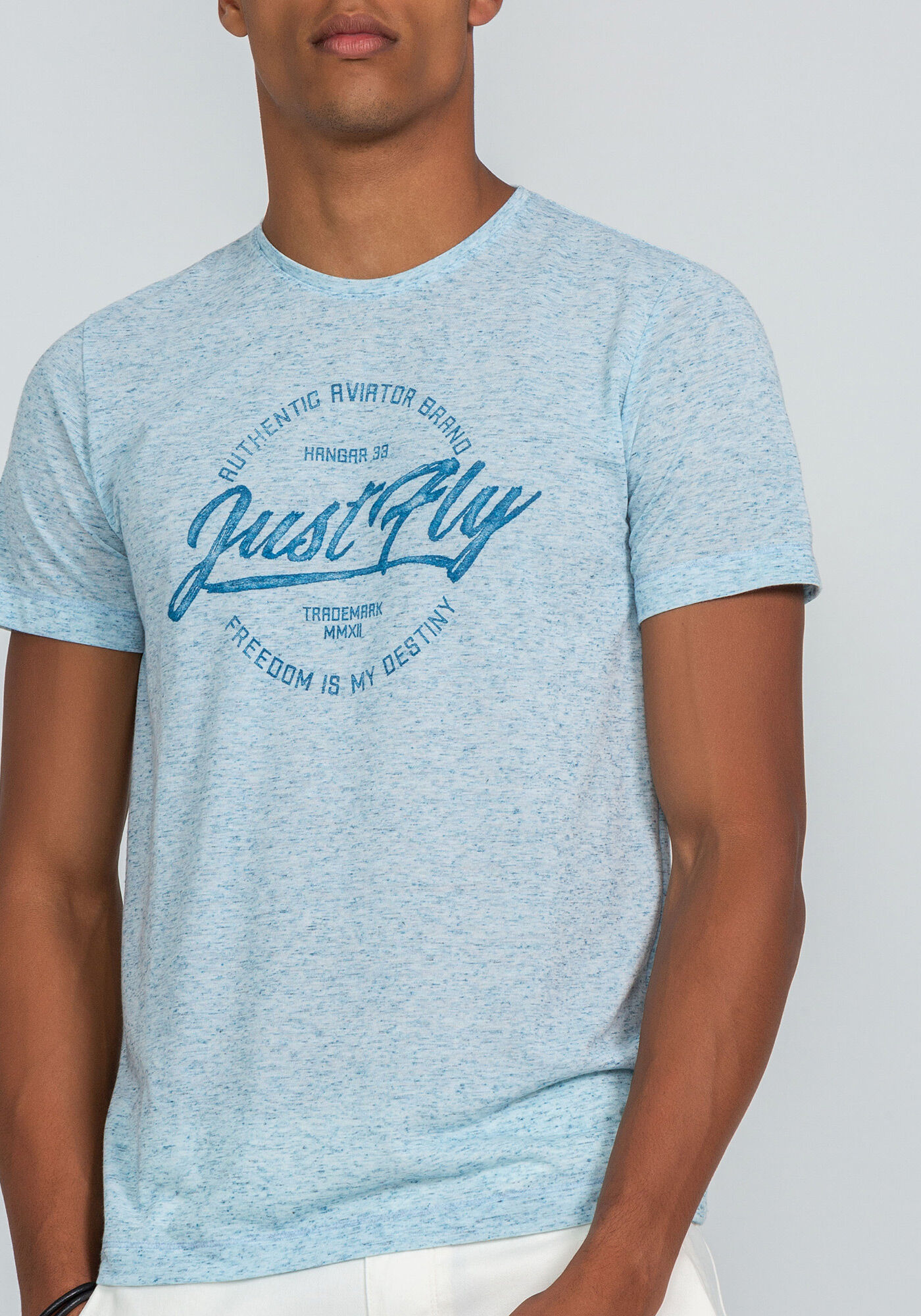 Camiseta Malha Linen Estampa Just Fly, AZUL BLUE MOON, large.