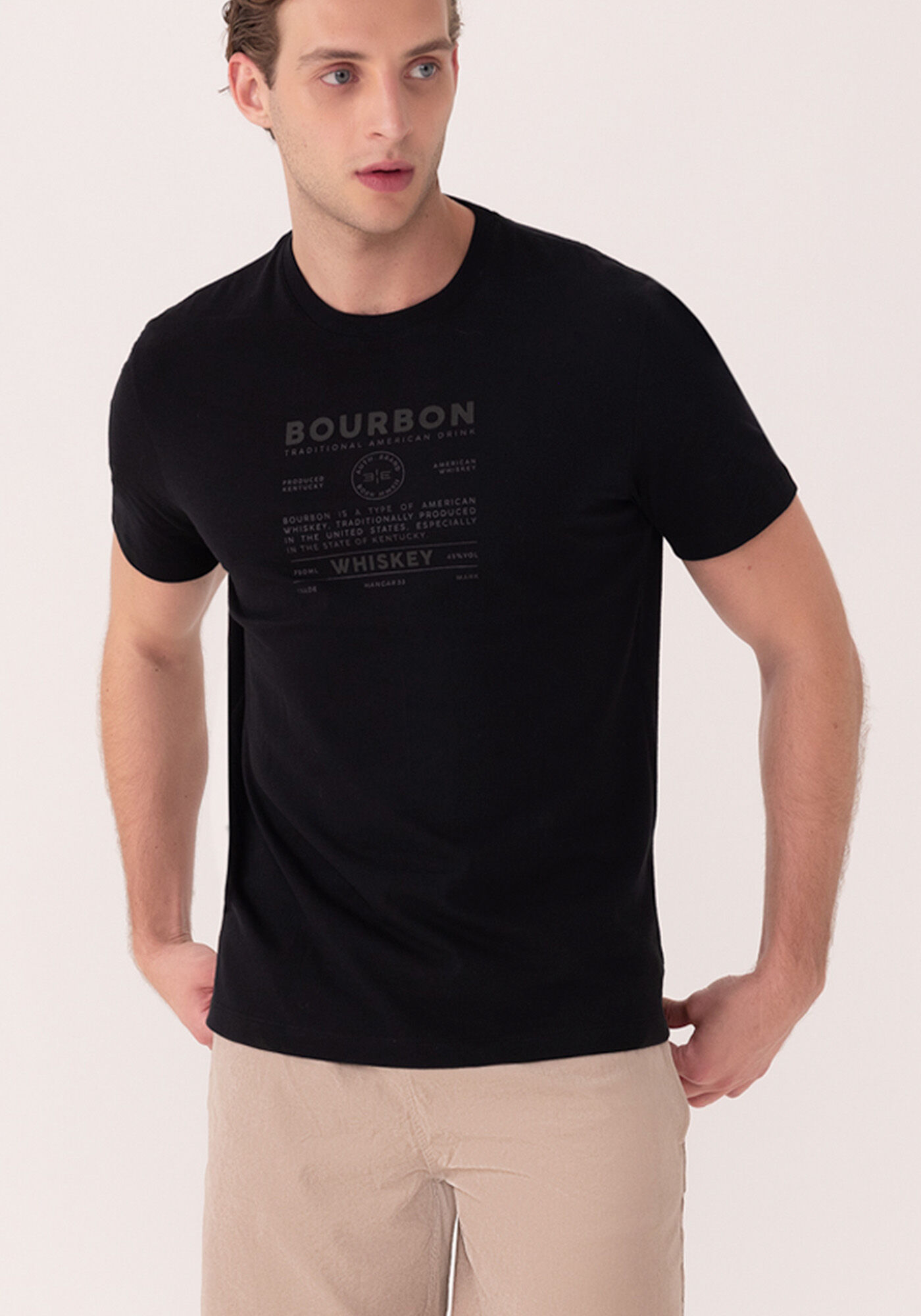 Camiseta De Mangas Curtas Em Algod&atilde;o Respons&aacute;vel Com Estampa, PRETO, large.