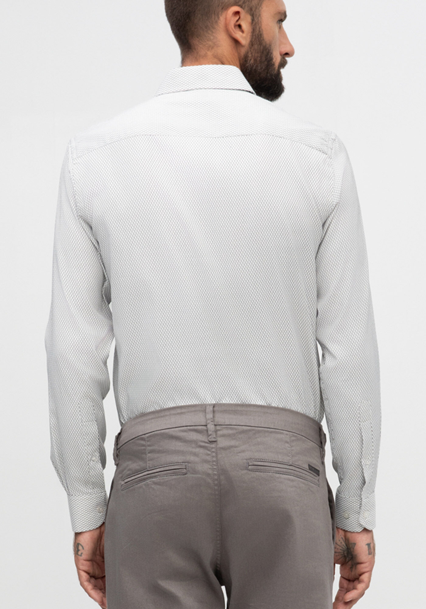 Camisa Masculina Slim Fit em Tecido Maquinetado, PRETO, large.