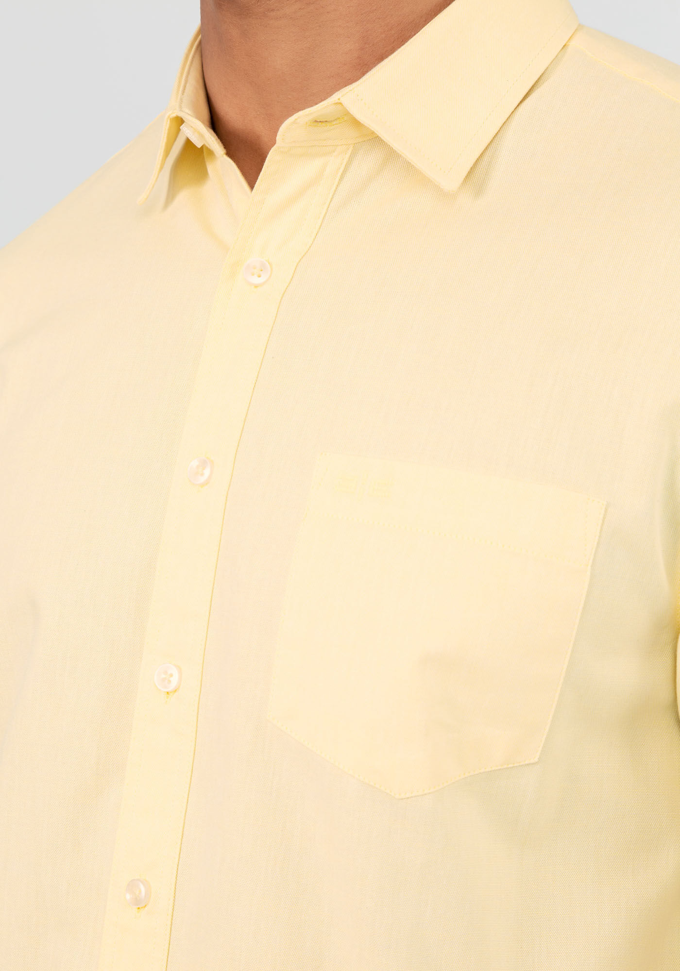 Camisa Masculina Comfort com Bolsos, AMARELO, large.