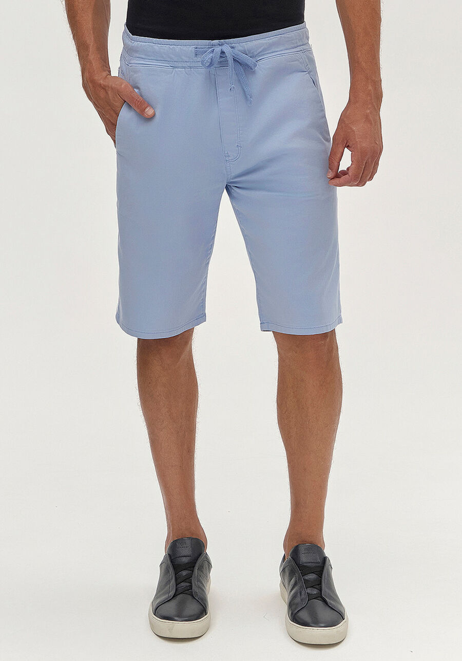 Bermuda Jogging Com Bolsos Em Sarja Denim Malha, AZUL BRUMA. Bermuda Jogging Com Bolsos Em Sarja Denim Malha, AZUL BRUMA, large.