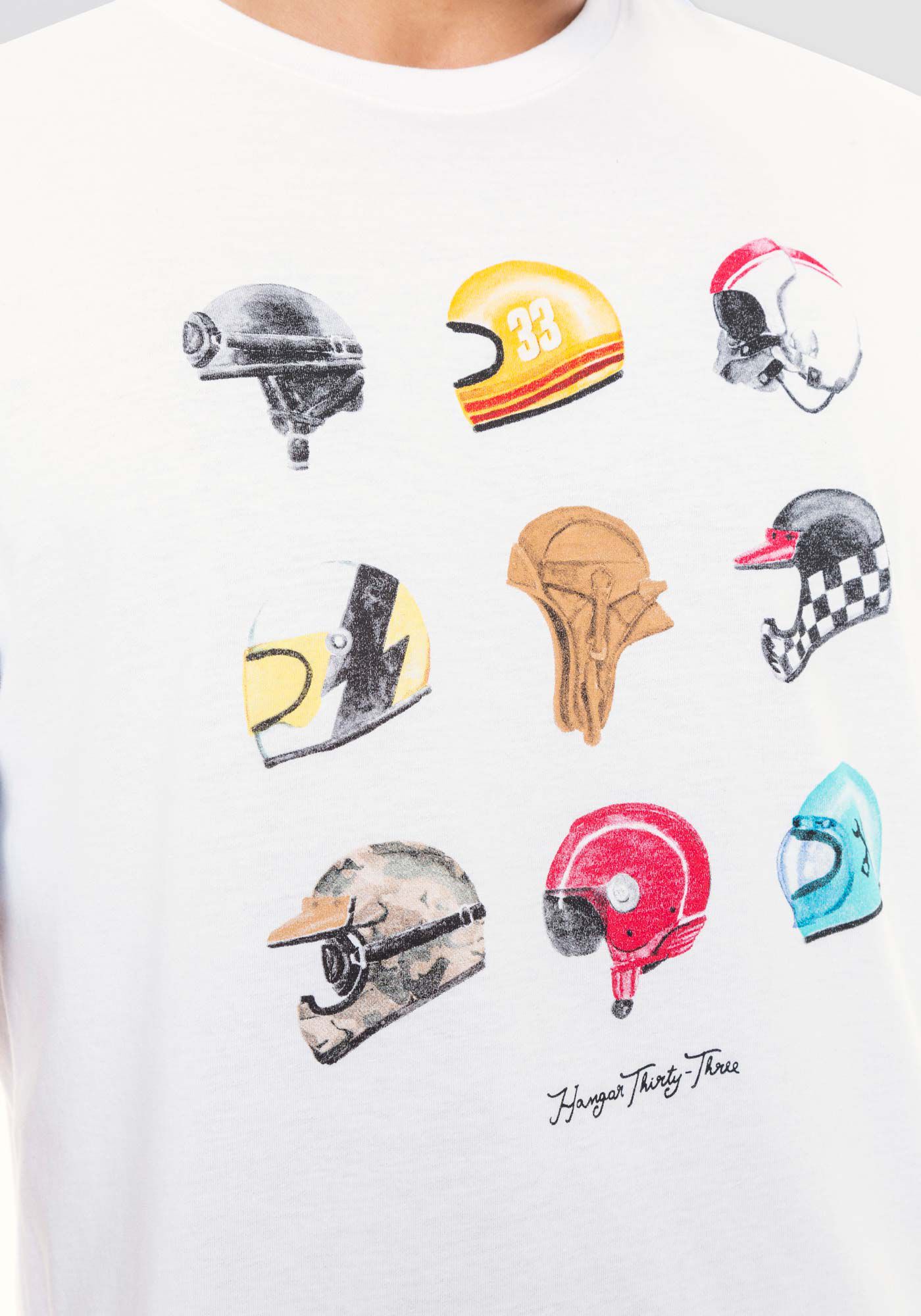 Camiseta Masculina em Malha com Estampa Capacetes, BRANCO, large.