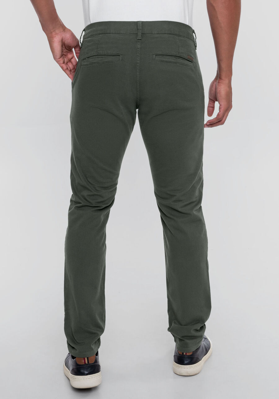 Calça Slim Turbofan Em Sarja Com Elastano, VERDE FURIA. Calça Slim Turbofan Em Sarja Com Elastano, VERDE FURIA, large.