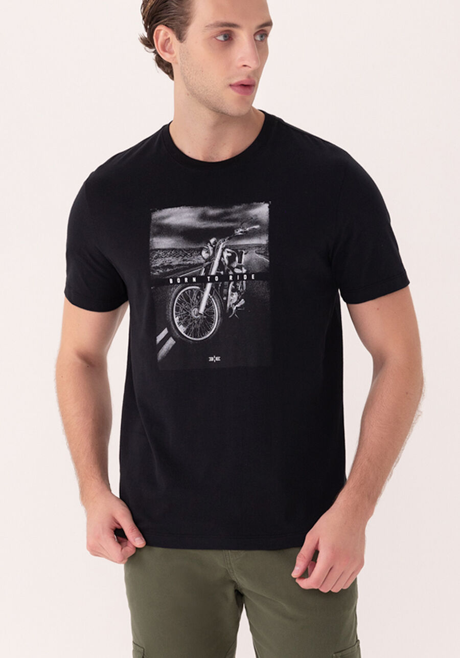 Camiseta Com Mangas Curtas Em Meia Malha Peletizada, PRETO. Camiseta Com Mangas Curtas Em Meia Malha Peletizada, PRETO, large.