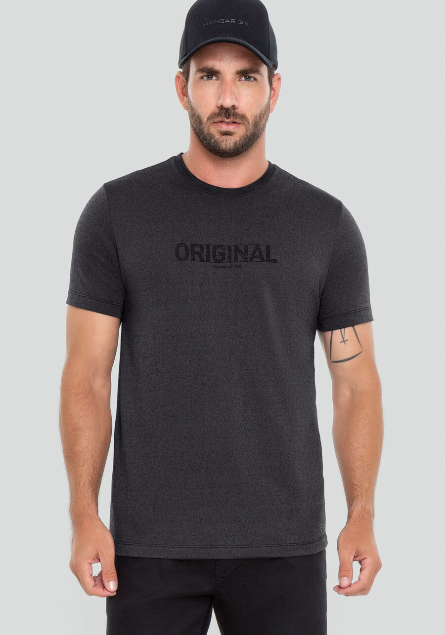 Camiseta Masculina em Malha Estonada com Estampa, CINZA NOTI. Camiseta Masculina em Malha Estonada com Estampa, CINZA NOTI, large.