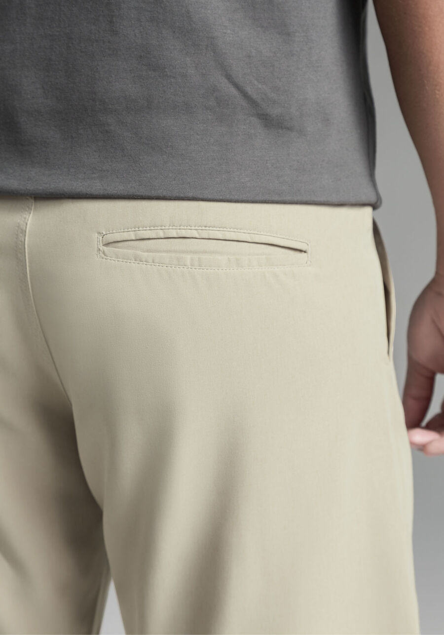 Bermuda Masculina em Tecido Plano Alfaiataria, BEGE SYSTEM. Bermuda Masculina em Tecido Plano Alfaiataria, BEGE SYSTEM, large.