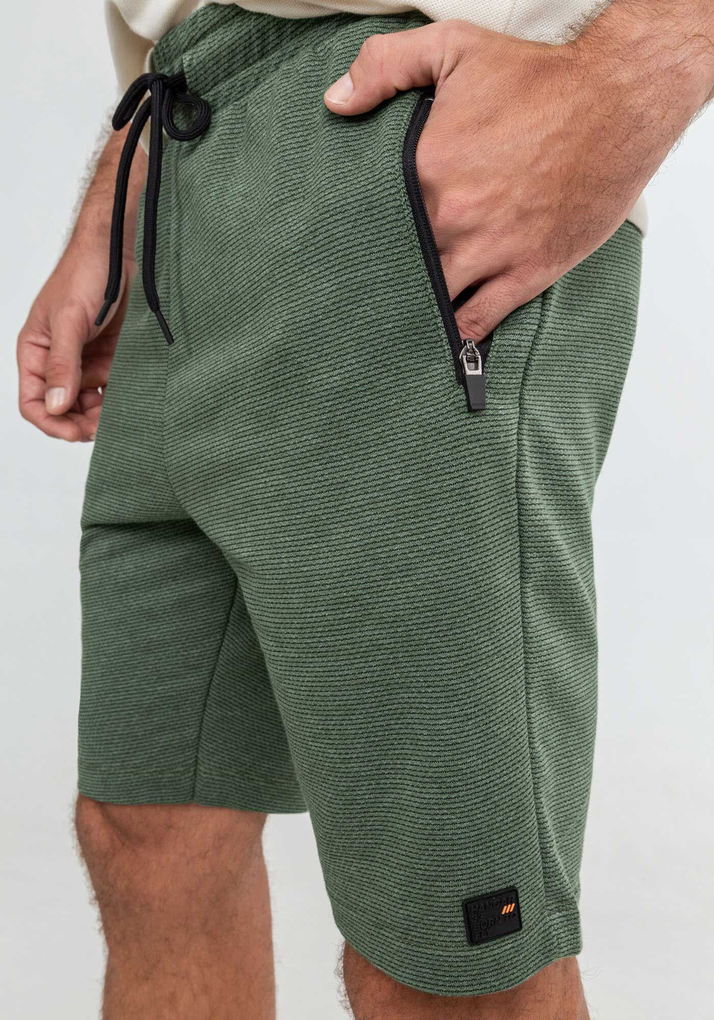 Bermuda Masculina em Moletom com Bolso Z per Hangar 33