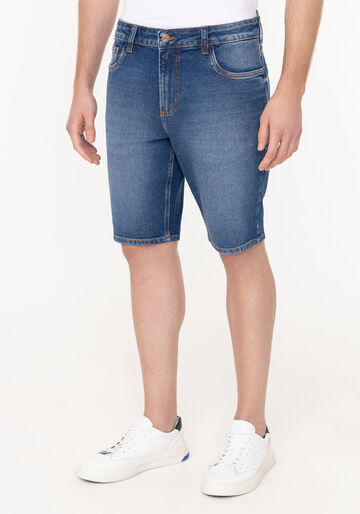 Bermuda Jeans Reta Radial Masculina Com Elastano E Passantes, JEANS. Bermuda Jeans Reta Radial Masculina Com Elastano E Passantes, JEANS, large.
