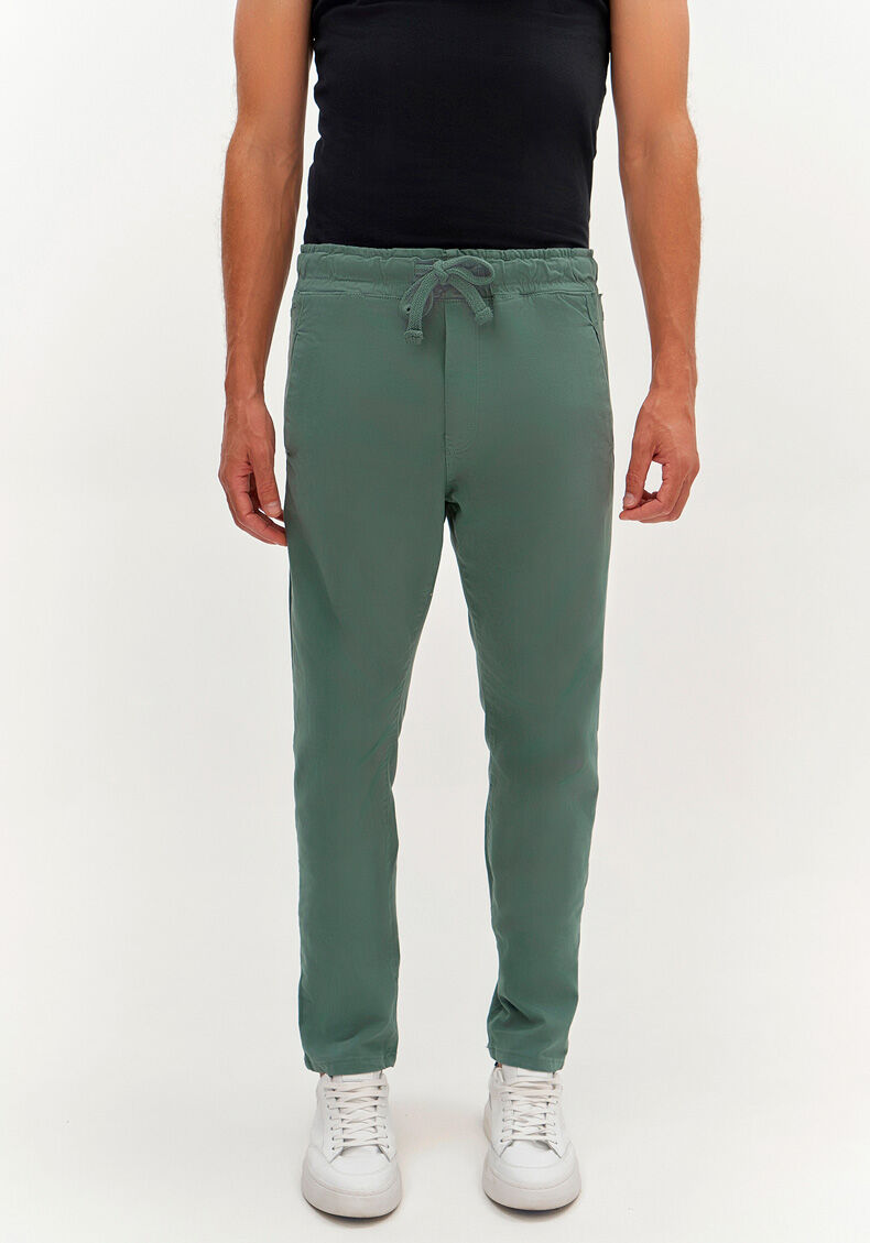 Cal&ccedil;a Jogging Com Bolsos Em Sarja Denim Malha, VERDE PANTANO, large.