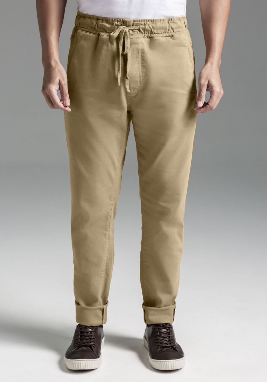 Calça Jogging Com Bolsos Em Sarja Denim Malha, CAQUI RAIZ. Calça Jogging Com Bolsos Em Sarja Denim Malha, CAQUI RAIZ, large.