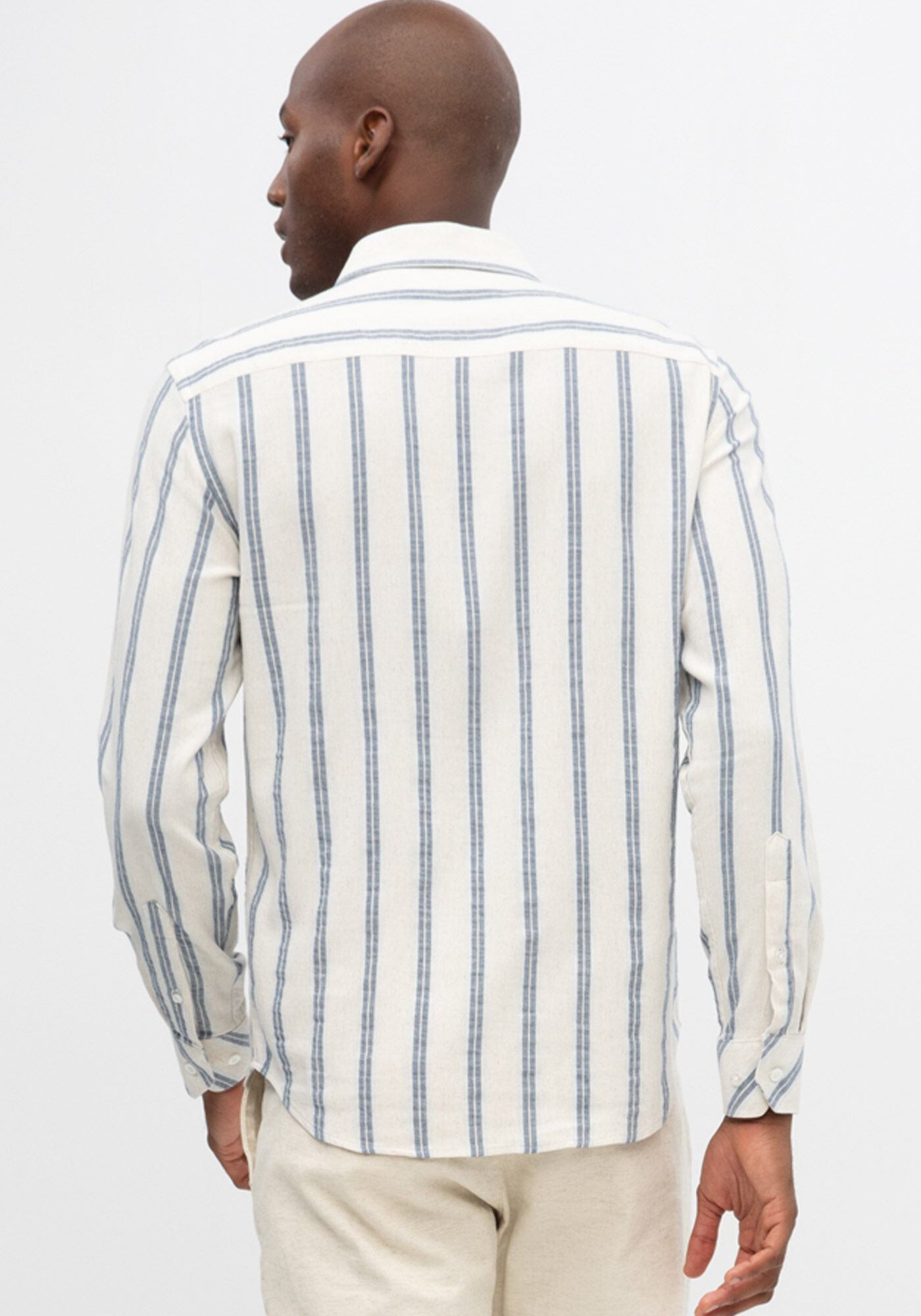 Camisa Masculina Slim Fit em Tecido Linen Listrada, BRANCO OFF WHITE, large.