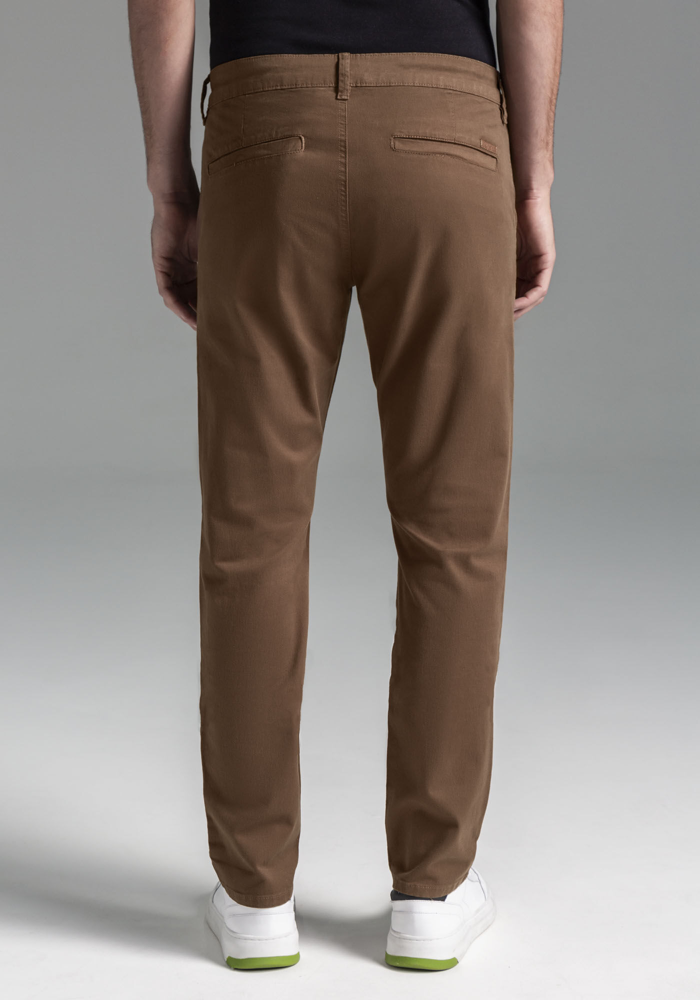 Cal&ccedil;a Slim Turbofan Em Sarja Com Elastano, MARROM COFFEE, large.