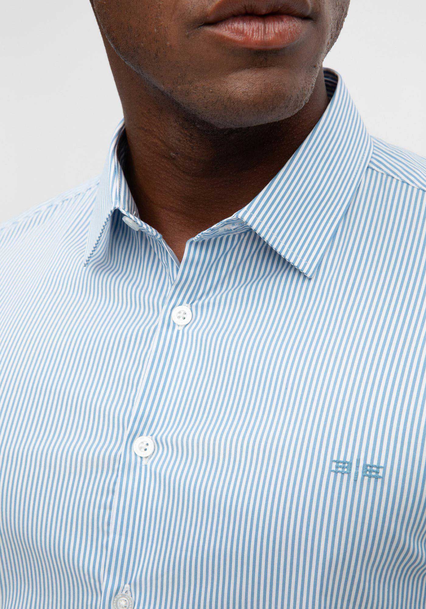 Camisa Masculina Slim Fit em Malha Poliamida, AZUL JEANS, large.