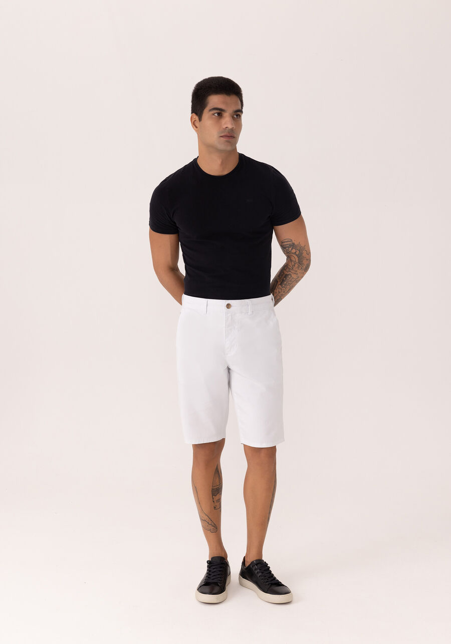 Bermuda Reta Radial Em Sarja Amaciada, BRANCO. Bermuda Reta Radial Em Sarja Amaciada, BRANCO, large.