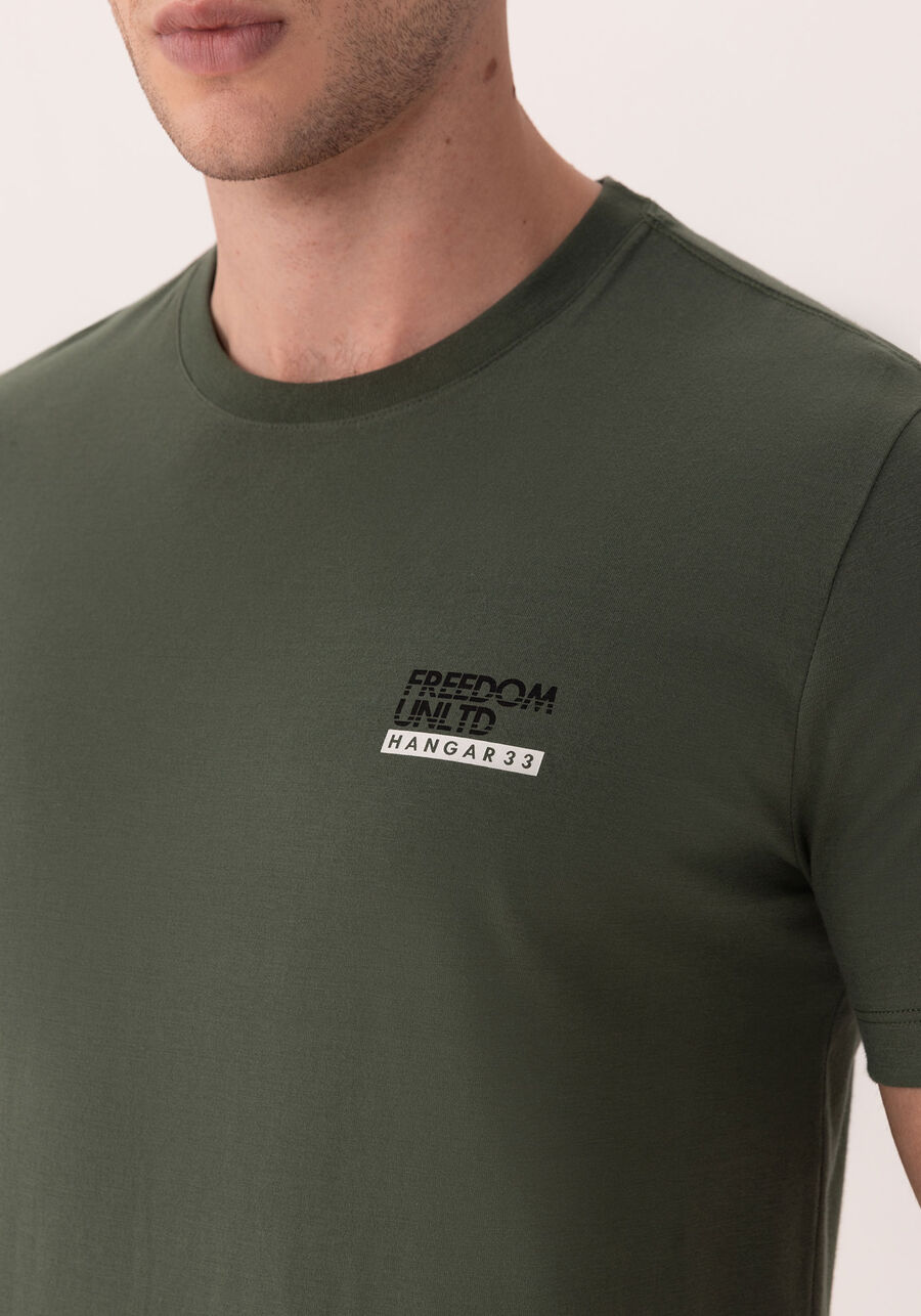 Camiseta Em Algodão Peletizado Com Estampa Frente E Costas, VERDE HEIR. Camiseta Em Algodão Peletizado Com Estampa Frente E Costas, VERDE HEIR, large.