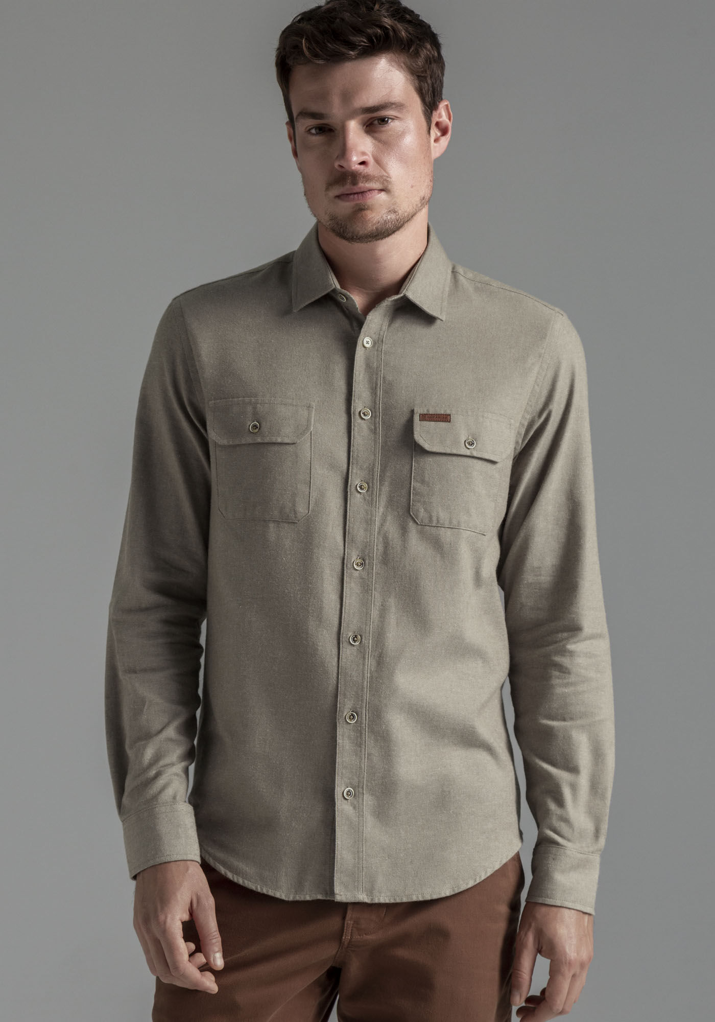 Camisa Masculina Slim Fit em Flanela com Bolso, BEGE RUSSET, large.