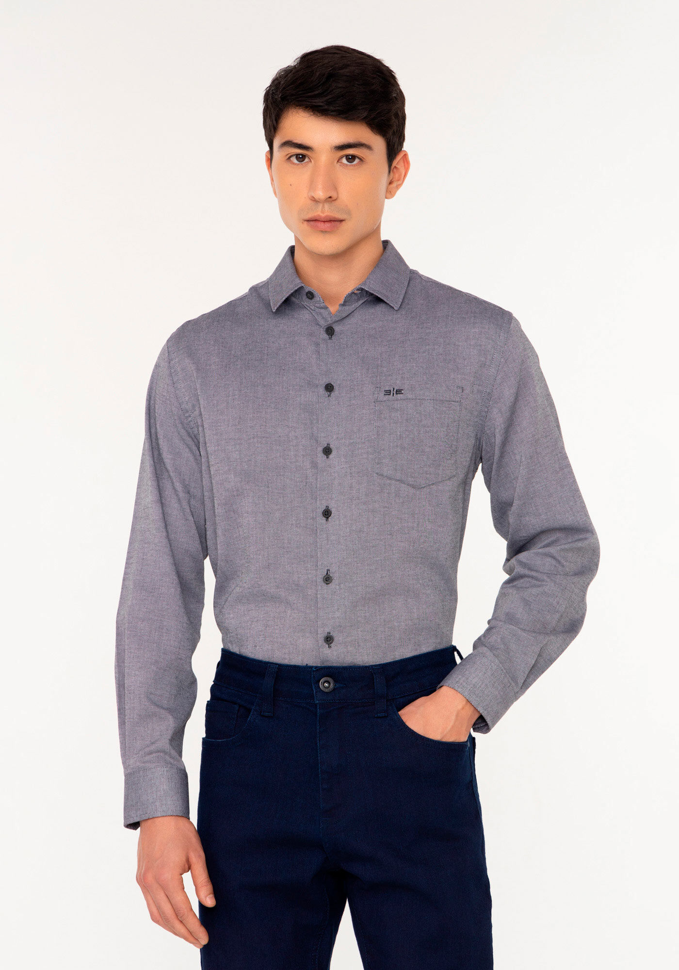 Camisa Comfort De Mangas Longas Com Bolso Em Oxford, PRETO, large.