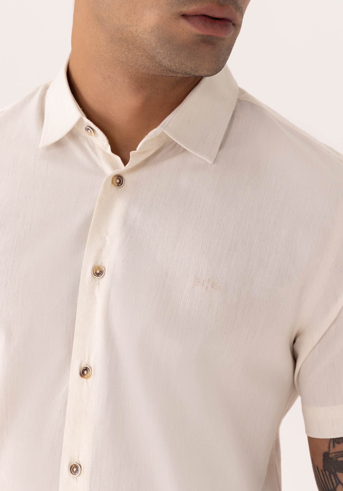 Camisa De Mangas Curtas Com Linho, BRANCO OFF WHITE, large.
