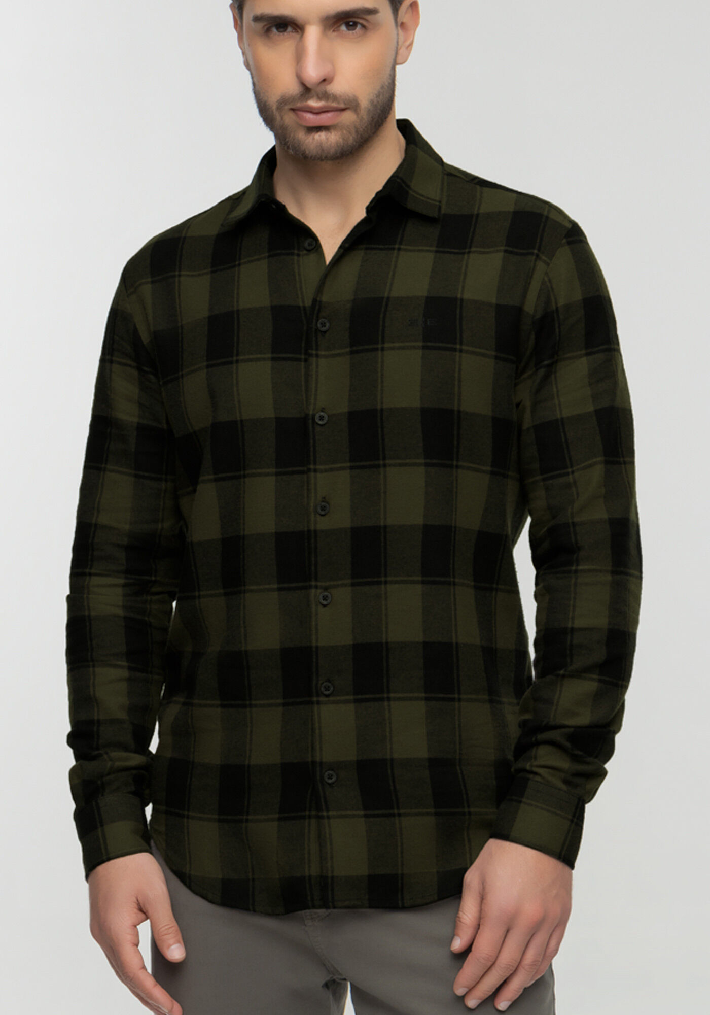 Camisa Xadrez Flanelada Com Mangas Longas Slim Fit, VERDE HEIR, large.
