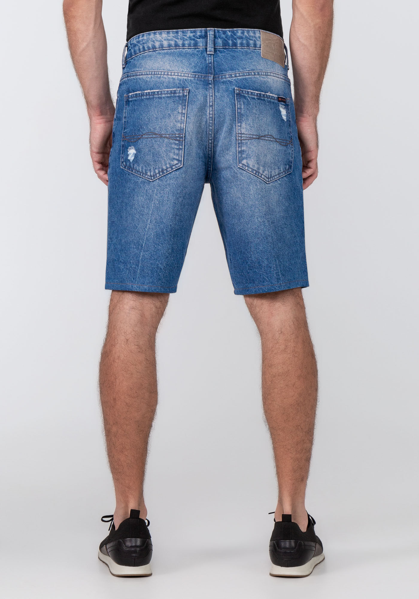 Bermuda Jeans Masculina Reta Destroyed Hangar 33