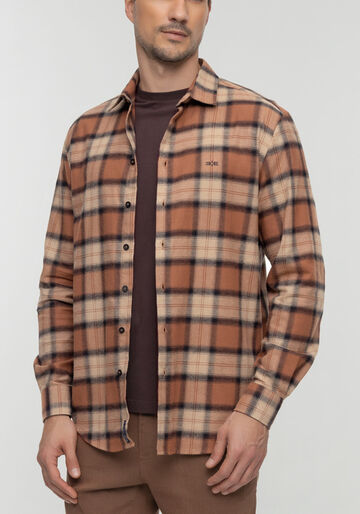 Camisa Comfort Masculina Em Flanela Com Mangas Longas, MARROM. Camisa Comfort Masculina Em Flanela Com Mangas Longas, MARROM, large.