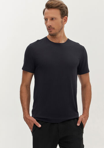 Camiseta Masculina Manga Curta em Malha Piquet, PRETO REATIVO. Camiseta Masculina Manga Curta em Malha Piquet, PRETO REATIVO, large.