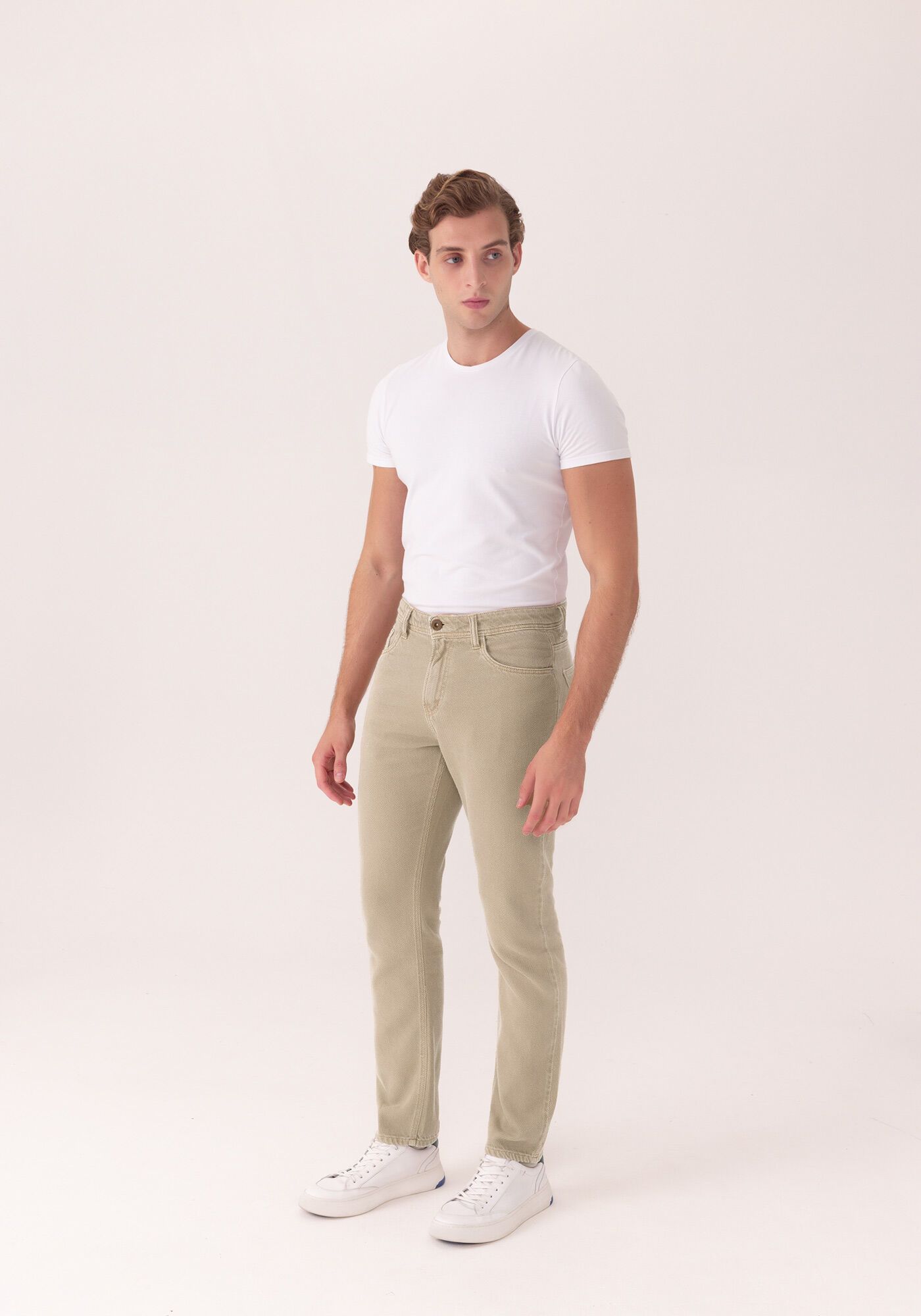 Cal&ccedil;a Slim Com Bolsos Em Sarja, CAQUI RAIZ, large.