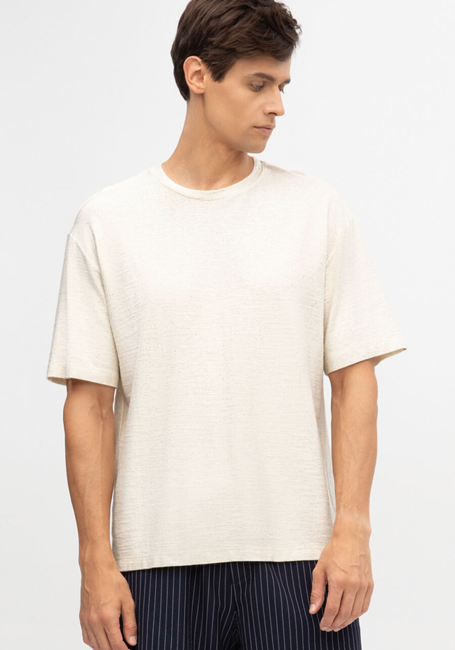 Camiseta Masculina Oversized em Malha Linho, BRANCO OFF WHITE. Camiseta Masculina Oversized em Malha Linho, BRANCO OFF WHITE, large.