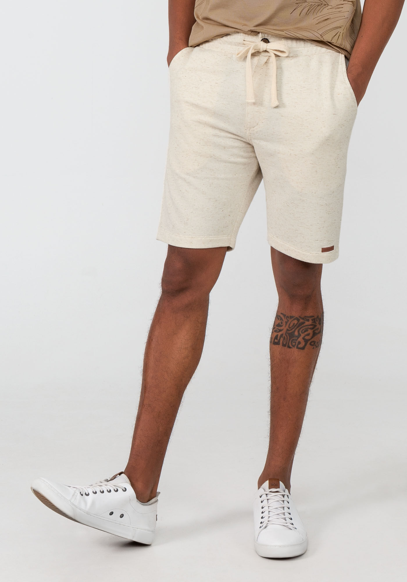 Bermuda Masculina Reta em Moletom com Cadar&ccedil;o, BRANCO OFF WHITE, large.