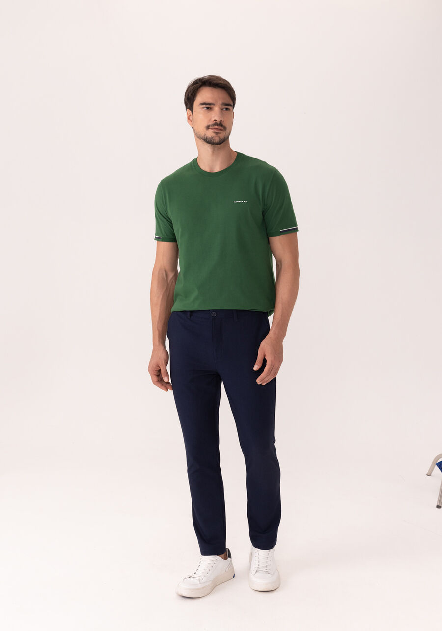 Calça Com Bolsos Em Tecido Plano Com Elastano, MARINHO IMPERIO. Calça Com Bolsos Em Tecido Plano Com Elastano, MARINHO IMPERIO, large.