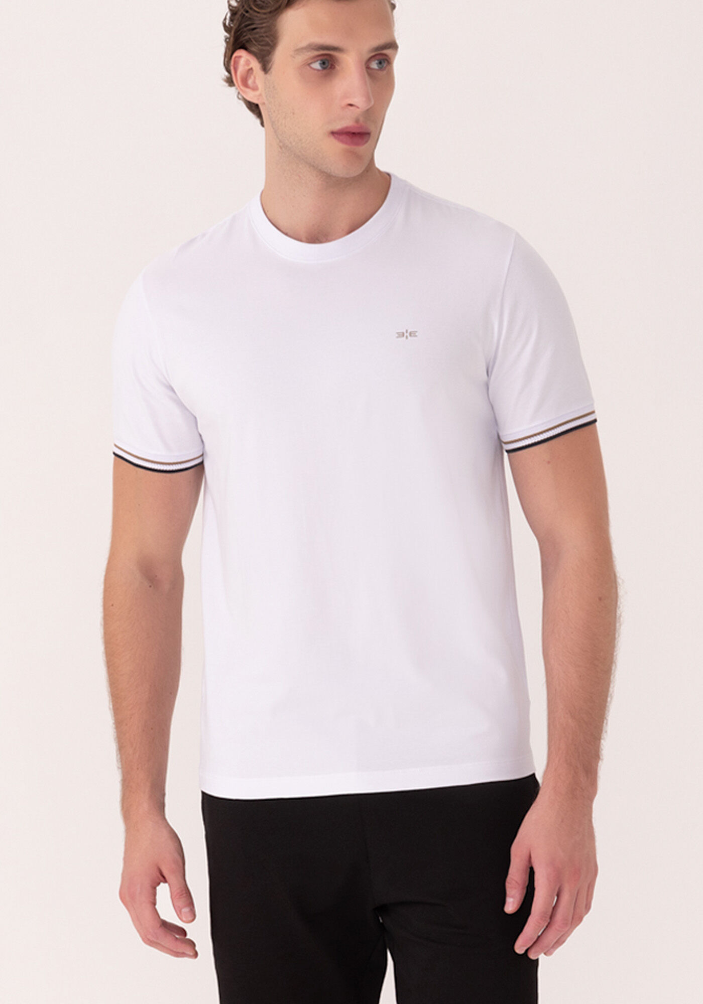 Camiseta De Mangas Curtas Com Retil&iacute;nea Em Malha Respons&aacute;vel, BRANCO, large.