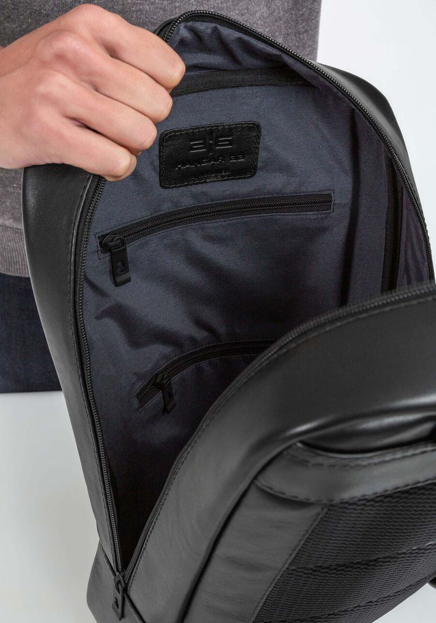 Mochila Masculina em Couro, PRETO REATIVO. Mochila Masculina em Couro, PRETO REATIVO, large.
