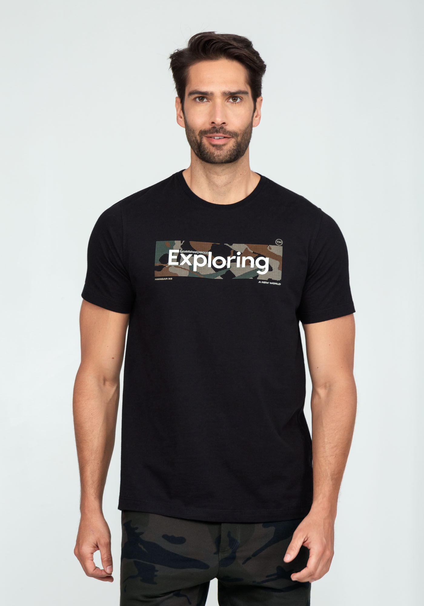 Camiseta Malha Estampa Camuflada Tal Pai Tal Filho, PRETO REATIVO, large.