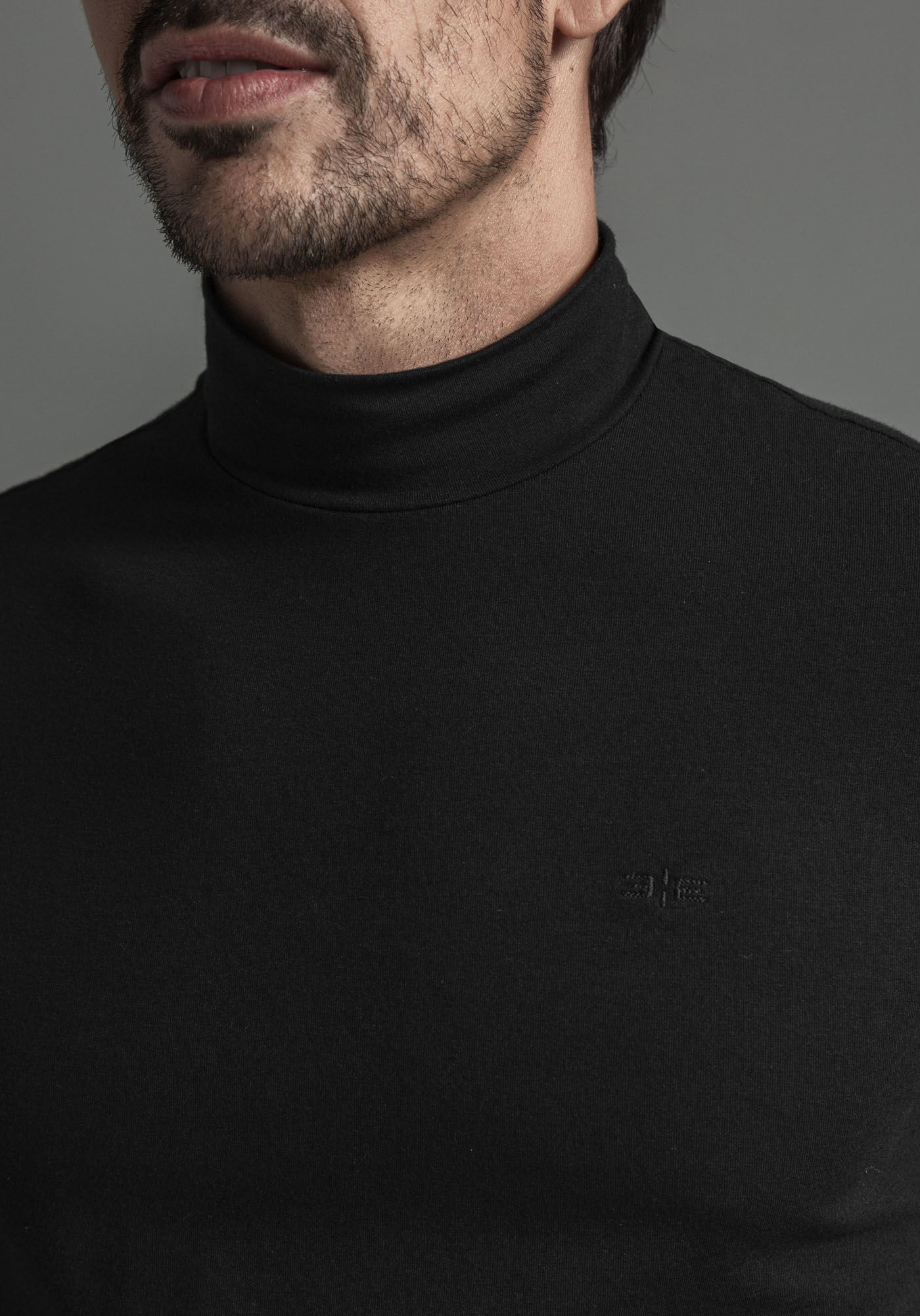 Camiseta De Mangas Longas Com Gola Alta Em Malha Cotton, PRETO REATIVO, large.