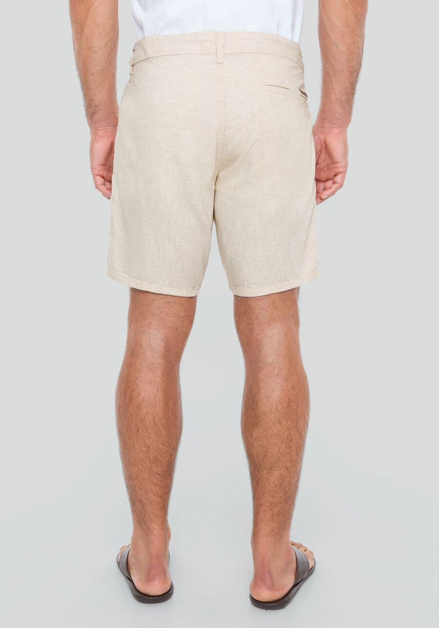 Shorts Masculino Reto em Tecido Linho, NATURAL. Shorts Masculino Reto em Tecido Linho, NATURAL, large.