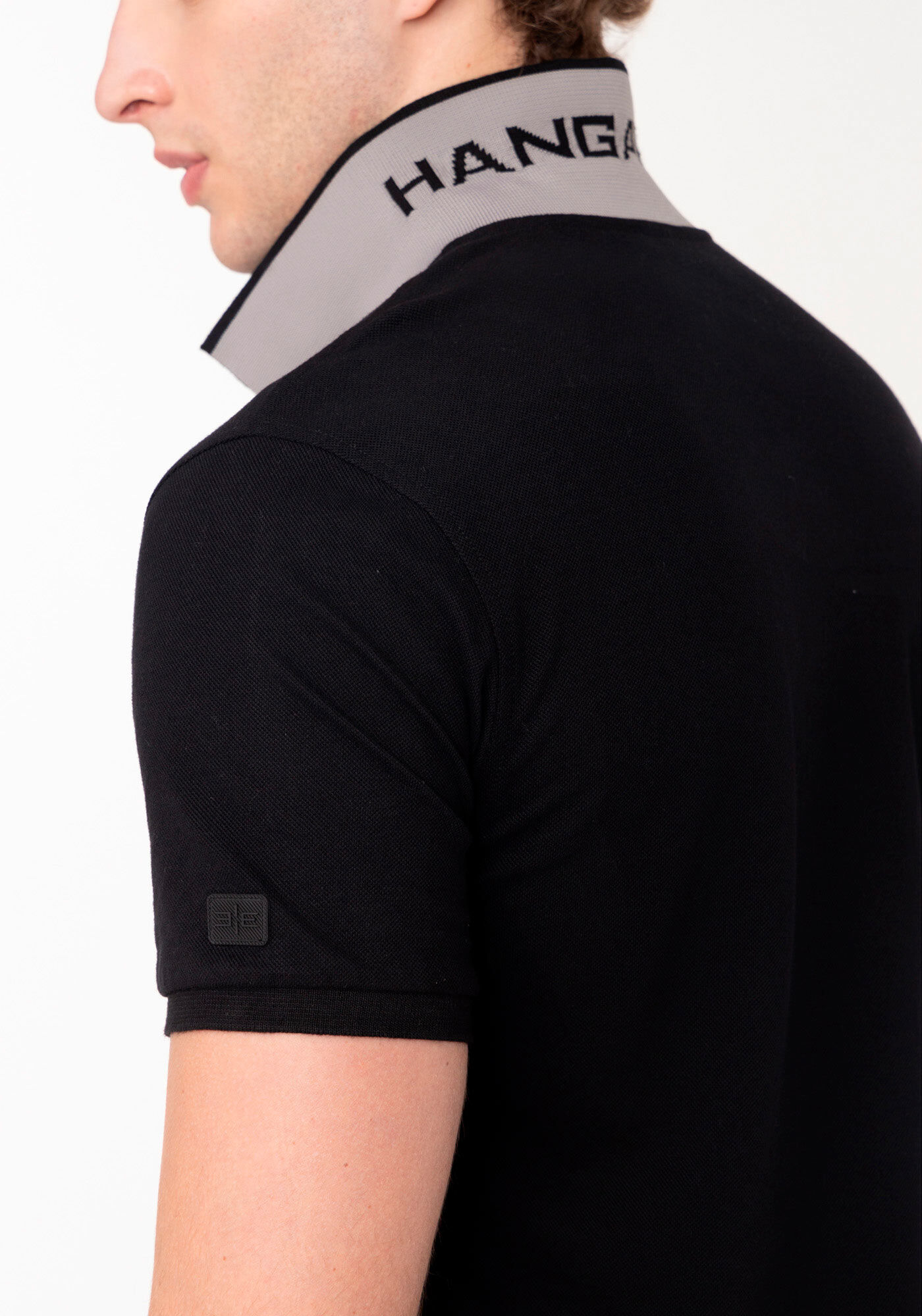 Camisa Polo De Manga Curta Em Malha Piquet Com Logo Na Gola, PRETO, large.