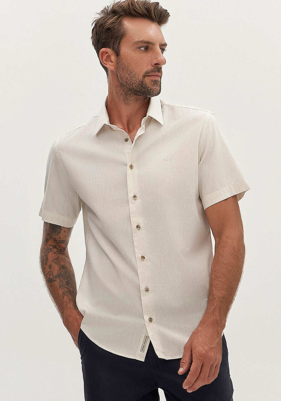 Camisa Manga Curta Masculina em Tecido Linho, BRANCO OFF WHITE. Camisa Manga Curta Masculina em Tecido Linho, BRANCO OFF WHITE, large.