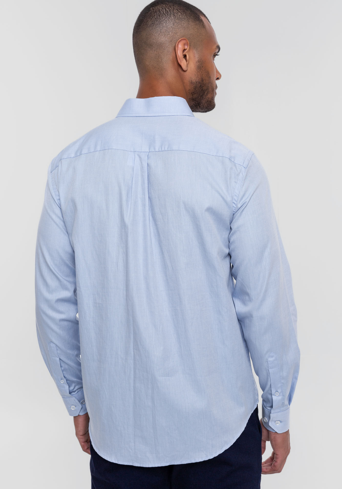 Camisa Masculina Comfort em Tecido Plano, AZUL CLARO, large.