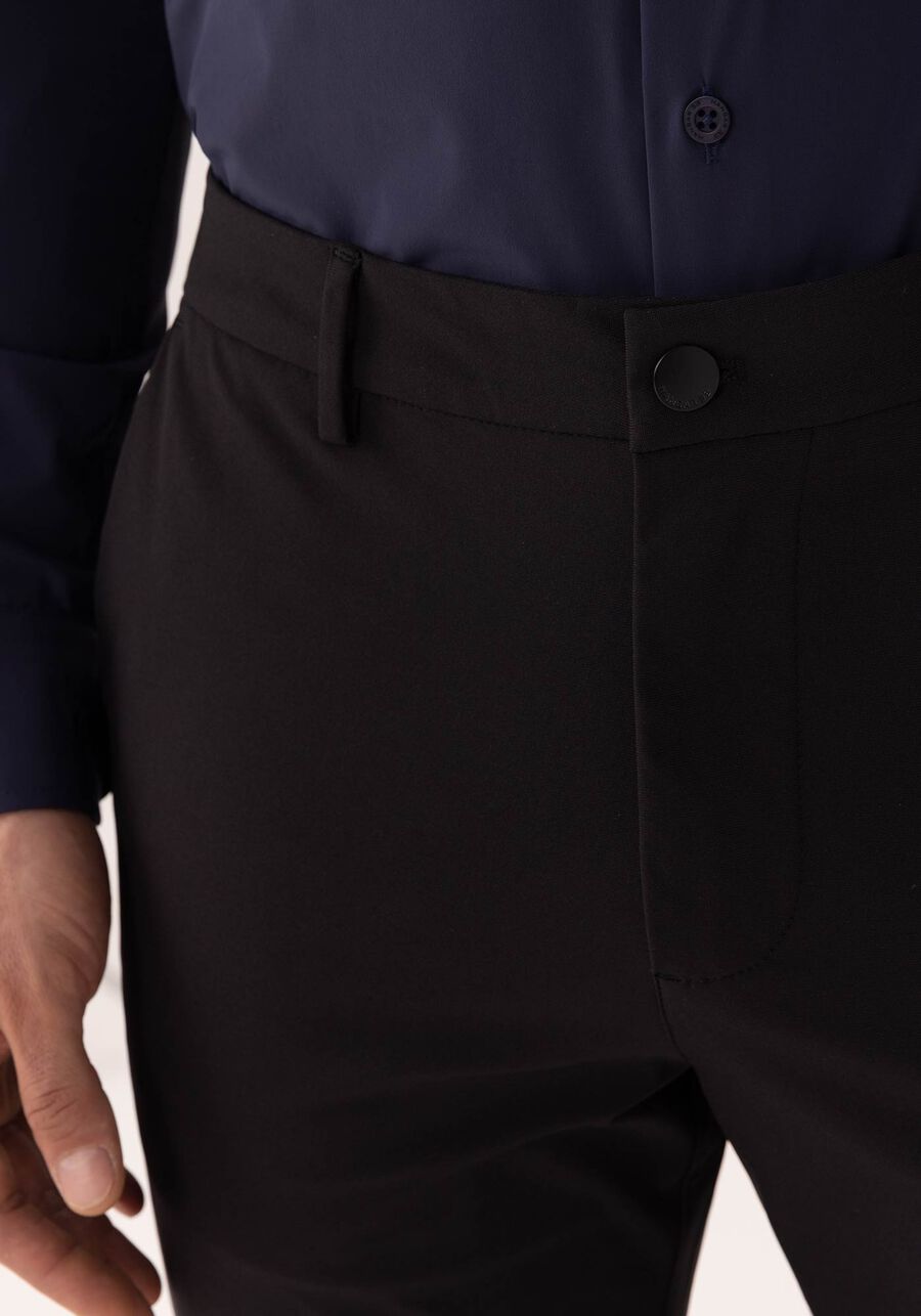 Calça Com Bolsos E Passantes No Cós, PRETO REATIVO. Calça Com Bolsos E Passantes No Cós, PRETO REATIVO, large.