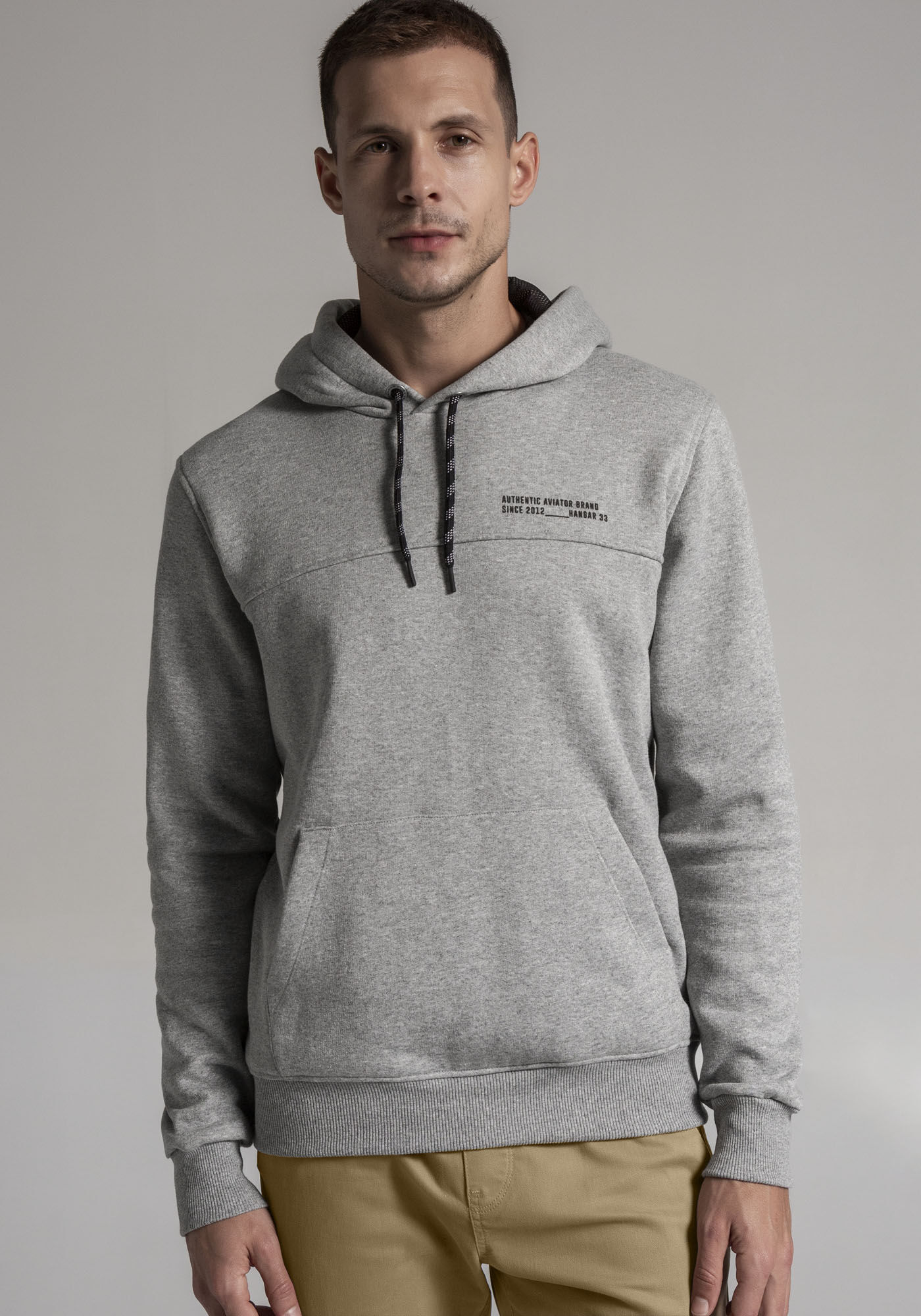 Blus&atilde;o Masculino em Moletom com Capuz Forrado, MESCLA MEDIO, large.