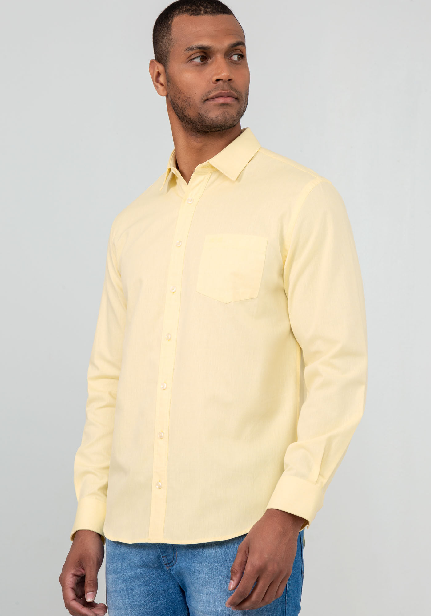 Camisa Masculina Comfort com Bolsos, AMARELO, large.
