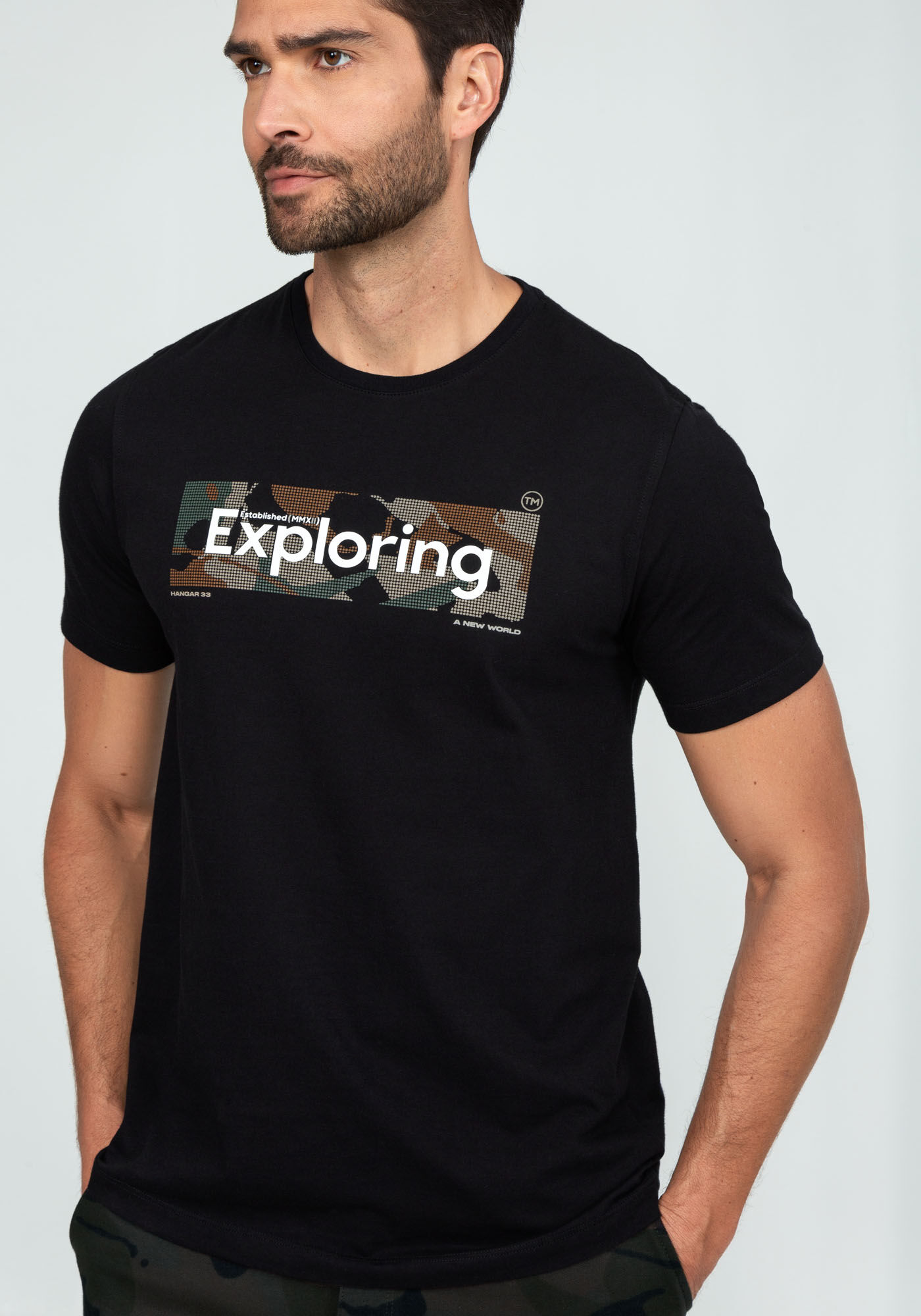 Camiseta Malha Estampa Camuflada Tal Pai Tal Filho, PRETO REATIVO, large.