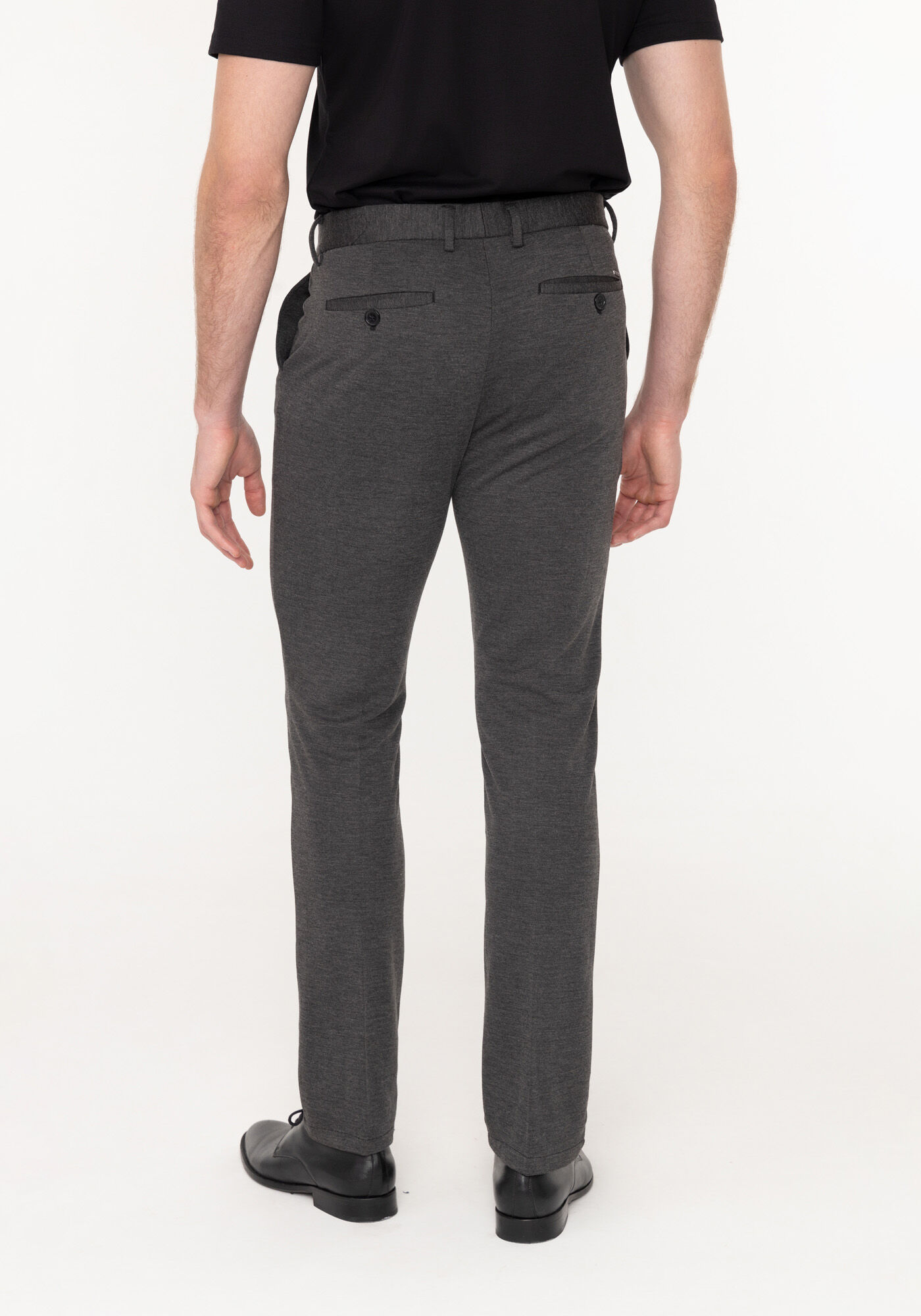 Cal&ccedil;a Com Bolsos E Passantes No C&oacute;s Em Malha Flex, PRETO REATIVO, large.