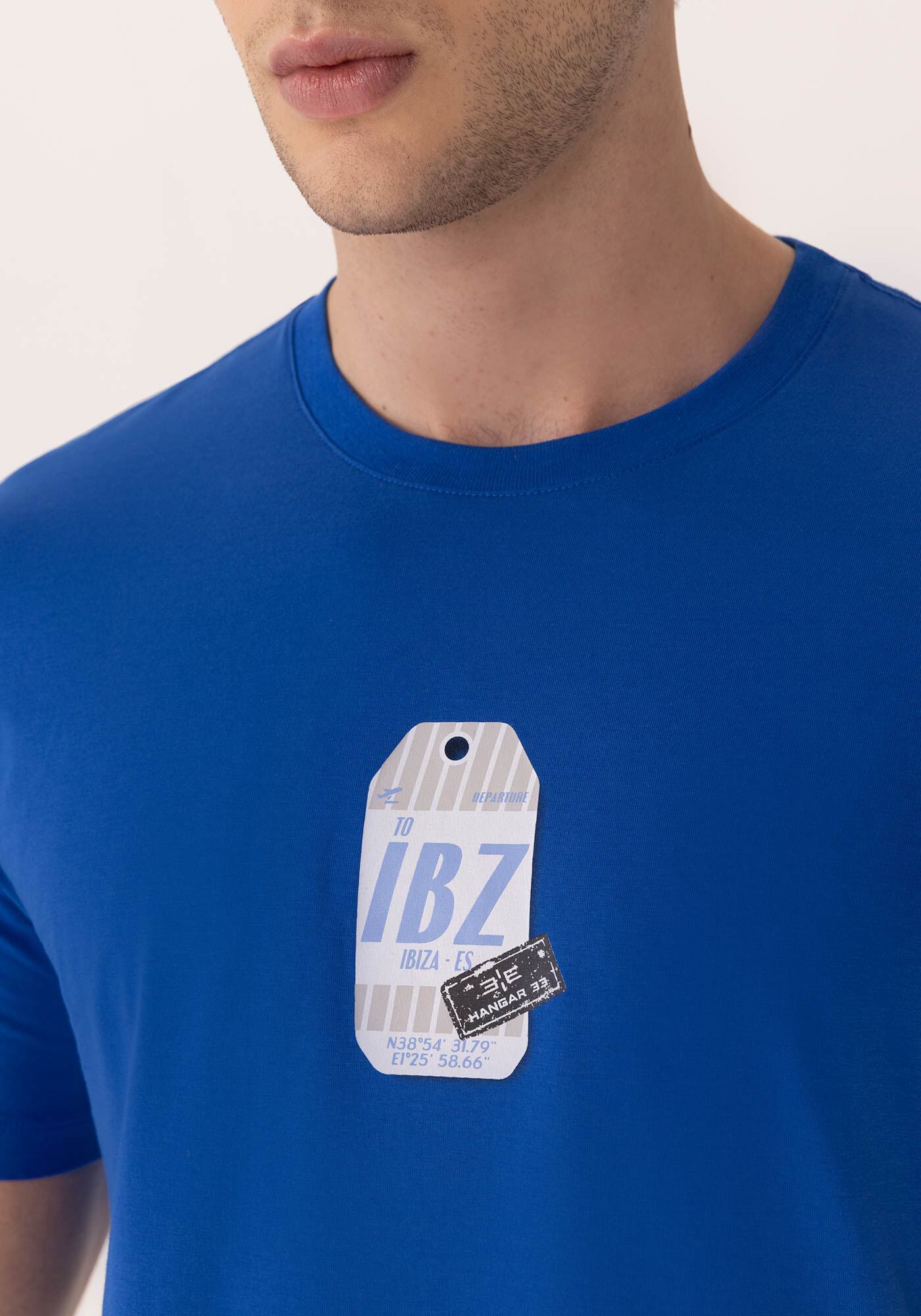 Camiseta Com Estampa Localizada Em Malha Respons&aacute;vel, AZUL SPECTRUM, large.