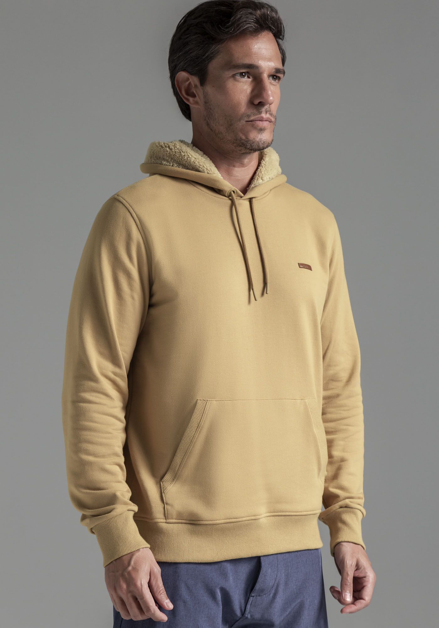 Blus&atilde;o Masculino em Moletom com Pelo Capuz, BEGE SERGE, large.