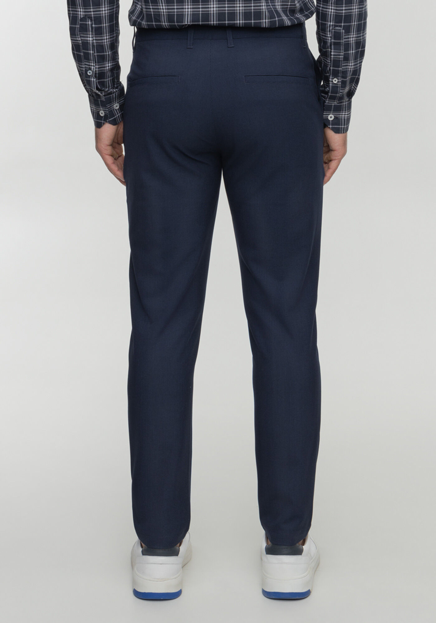 Cal&ccedil;a Com Bolsos Em Tecido Plano Com Elastano, MARINHO IMPERIO, large.