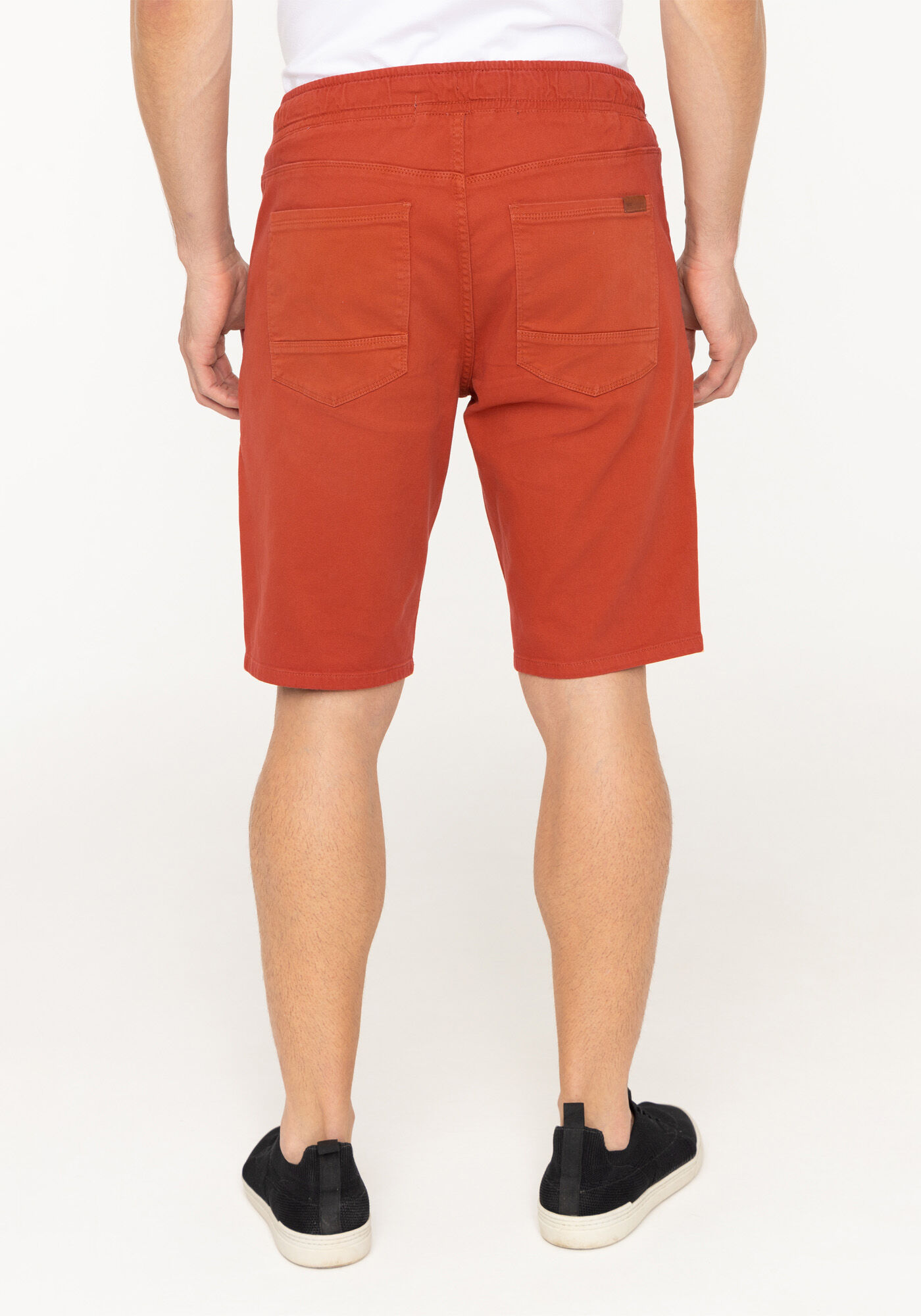 Bermuda Jogging Com Bolsos Em Sarja Denim Malha, LARANJA FERRUGEM, large.